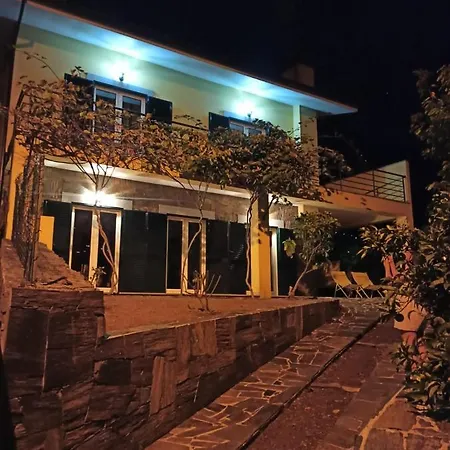 Vineyards Valley House