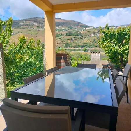 Vineyards Valley House Holiday home *